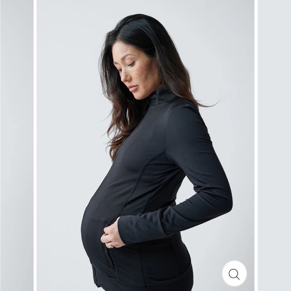 Ingrid and Isabel Active Maternity Side
Zip Jacket Black XS - Picture 2 of 9